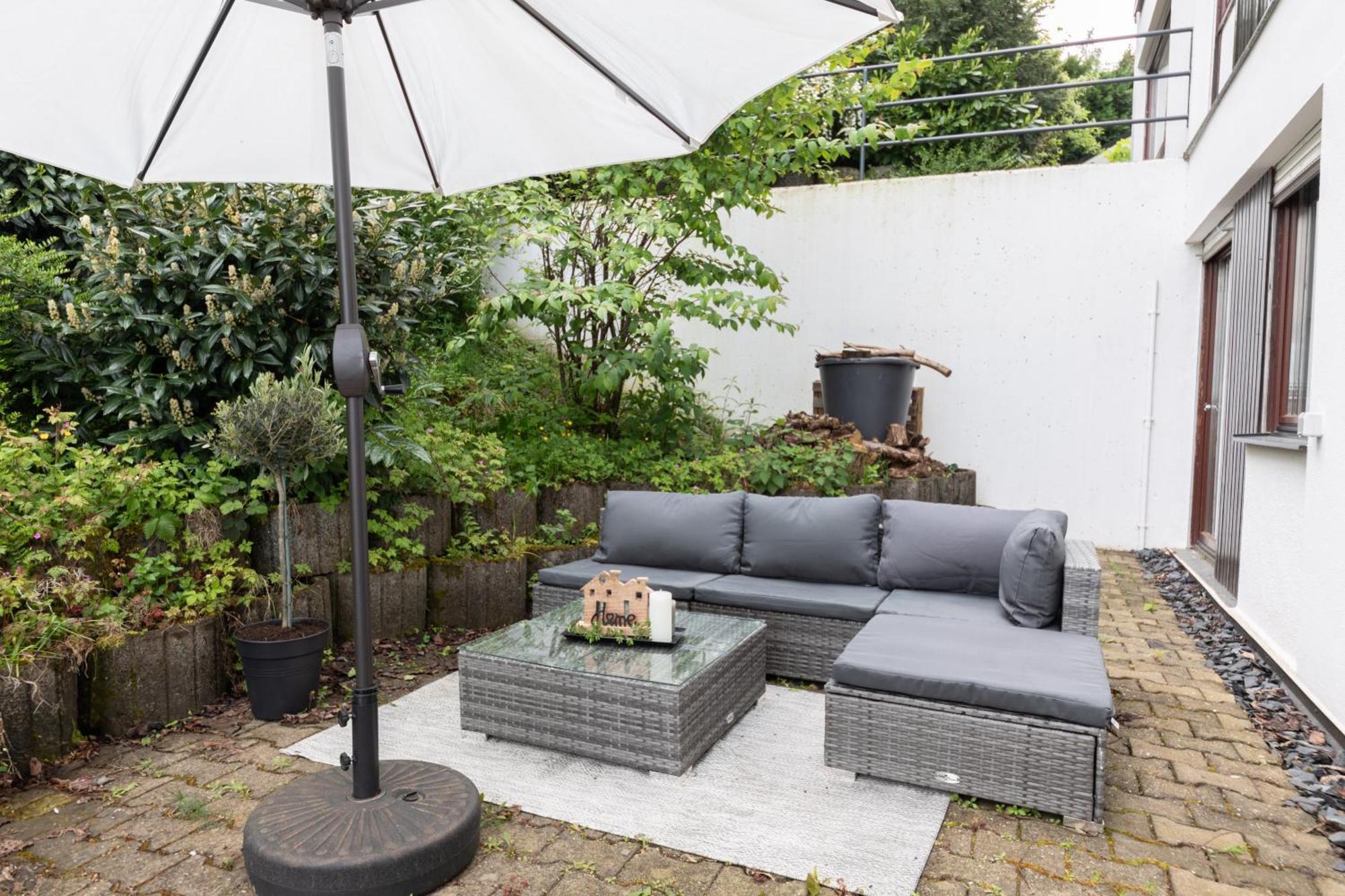 Cozy II Luxurioes Moselview Terrasse Garten Netflix Лайвен Екстериор снимка
